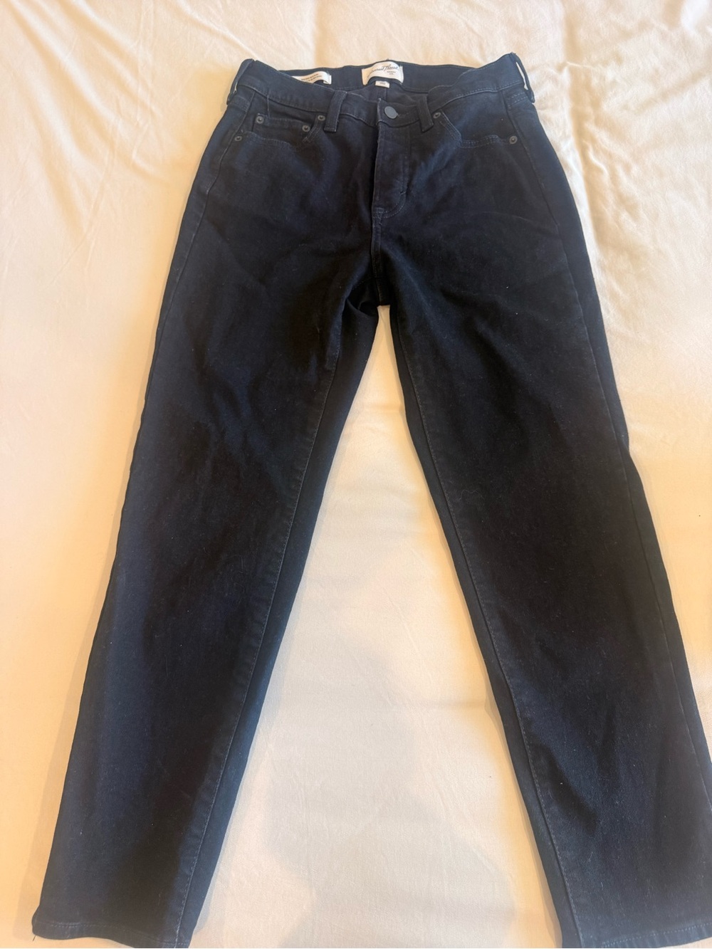 Universal Thread Women's Straight Leg Jeans in Deep Black